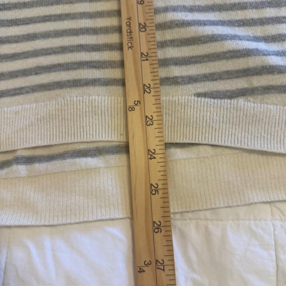 GAP Y2K Striped Pullover Sweater Gray White Women's Sz Small Casual Comfy Winter - Picture 8 of 8